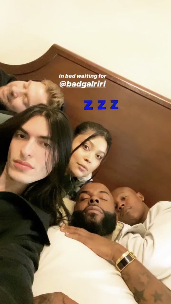 Fentystats Com On Twitter Rihanna S Hairstylist Yusef Via Ig