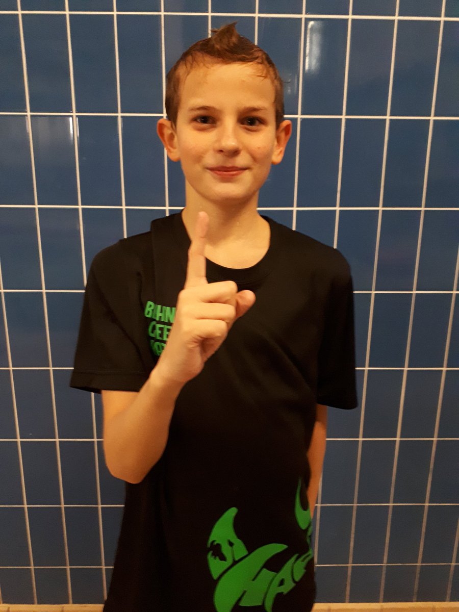 Lucas Malcev was the top 12 year old in the London Swimming Winter Short Course Championships for the 100 M & 200 m Backstroke at the LAC. Lucas produced a 1.43 sec. PB in a time of 1.11.02 for the 100 M Backstroke, and a 3.87 sec. PB in 2.30.02 for the 200 M Backstroke.