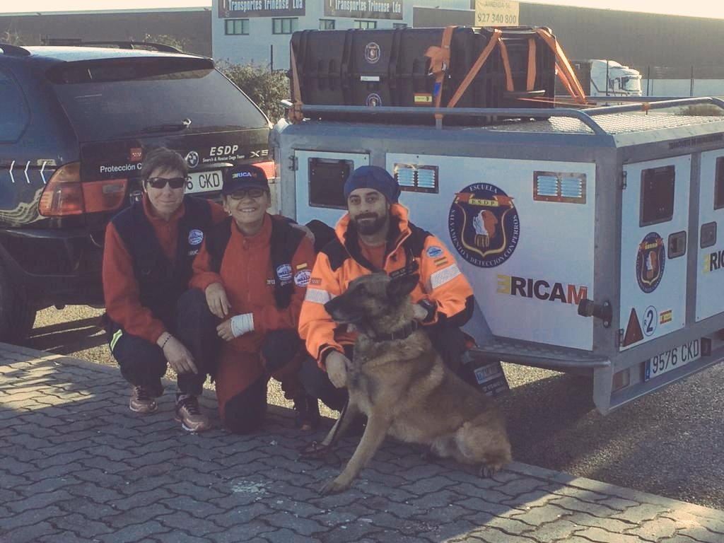 ESDP_esp's tweet image. Acto de clausura @eu_modex, nos sentimos muy orgullosos de haber participado en dichas maniobras, enhorabuena a todos los profesionales del team ESP01🇪🇸
#EUModex #EUCivPro #EUSavesLives @proteccioncivil #ERICAM #Summa112 #ASEM112 #k9 #USAR #BomberosCM @bomberosgirecan