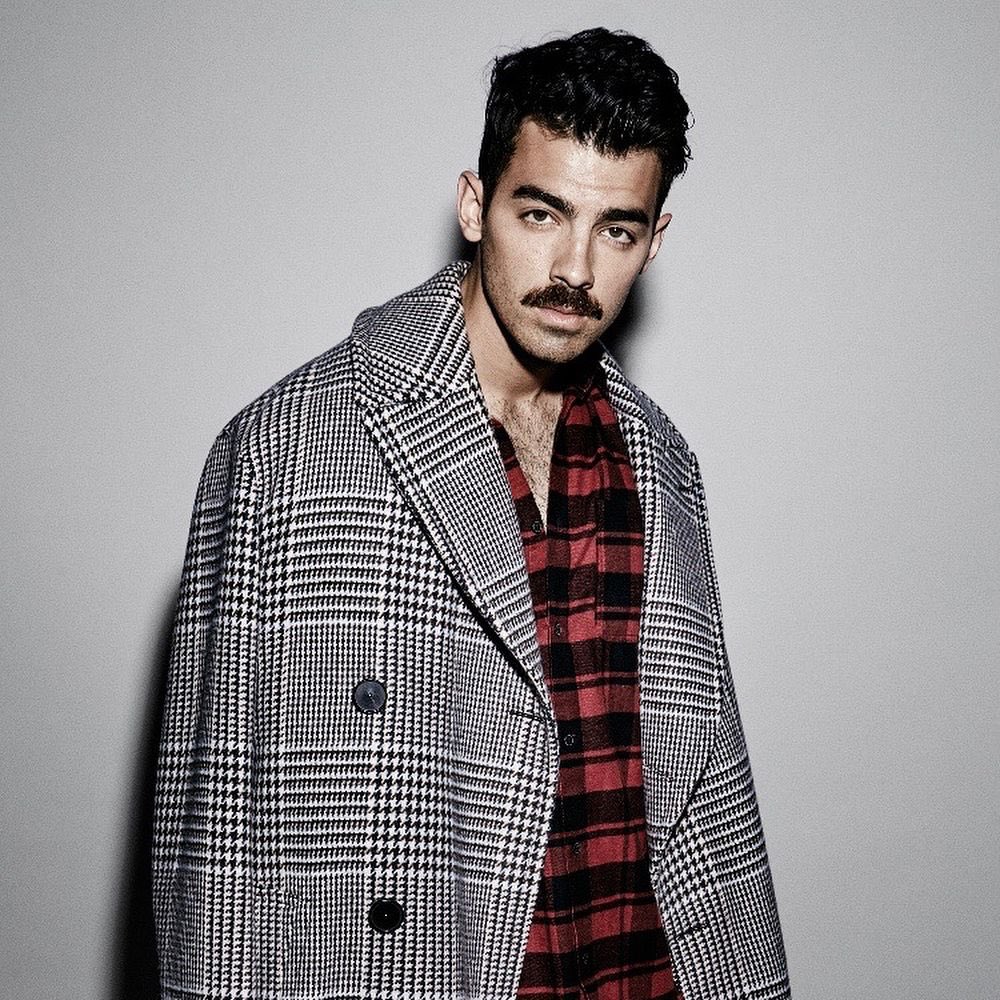 Joe Jonas Steckbrief, News, Bilder GALA.de