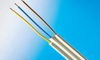 Beispiel für ein flaches Kabel mit mehreren Drähten