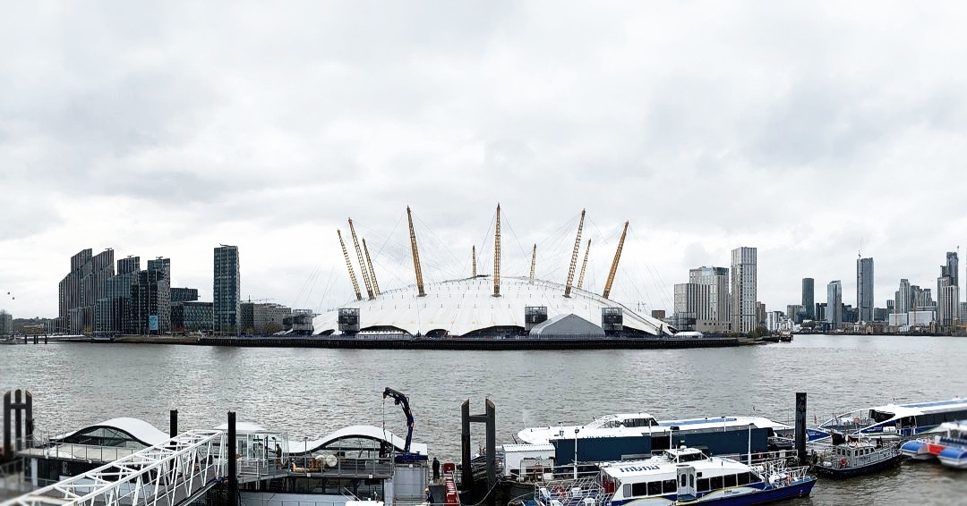 Moving Day! Exciting day as we move into our new riverside studio.

Studio 44
Riverside Building
Trinity Buoy Wharf
London
E14 0FP

#architects #london #riverview #newstudio #studio #community #trinitybuoywharf #architecture #design #urbanspace