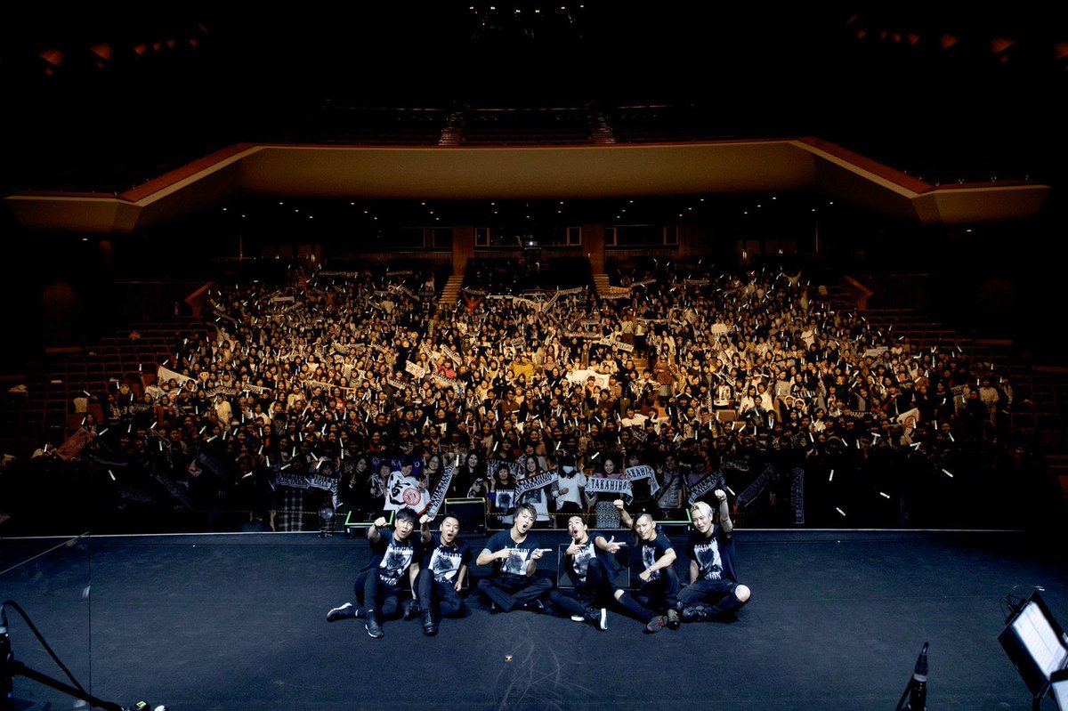 tatakiyagroove's tweet photo. EXILE TAKAHIRO道の駅ツアー2019 
27公演目 in宮崎✨
ありがとうございました😊
なんだかとてもリラックスしたセミファイナル♪
皆様検索のしすぎにご注意を🤫

次はいよいよファイナル沖縄😭
有終の美を飾ります🔥🔥

#exiletakahiro #takahiro道の駅
#やっほっほー https://t.co/b14jt2WHL6