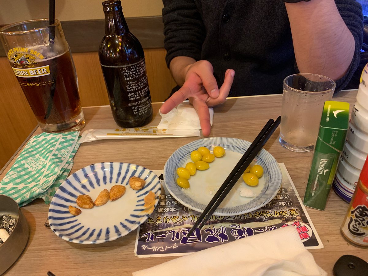 まきん tweet media