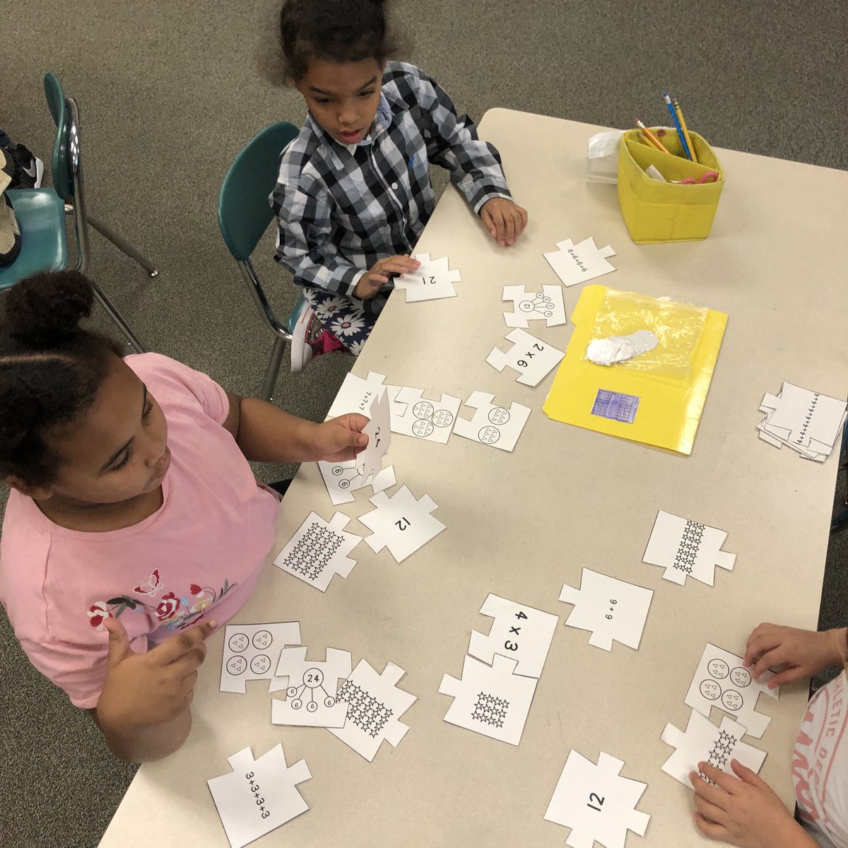 Rebecca Mathews tweet media