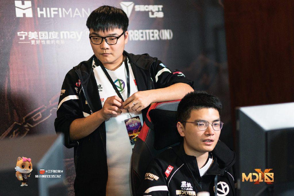 EJ-8VVCWkAk23oK?format=jpg&name=medium