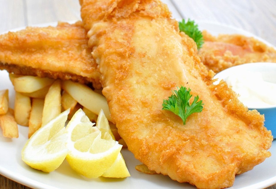 The_Watermill's tweet photo. Fish Friday!

Try our battered cod with mushy peas and chunky chips for just £12.95 https://t.co/chJmzZE55I