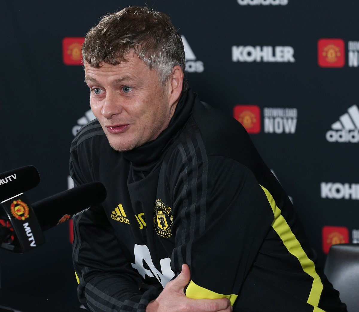 ManUtd's tweet image. "It's about consistency now, and getting as many points on the board as we can," Ole says. 

"We turned a corner performance-wise and results-wise after the last international break. We need to have a good performance and a result."

#MUFC #SHUMUN