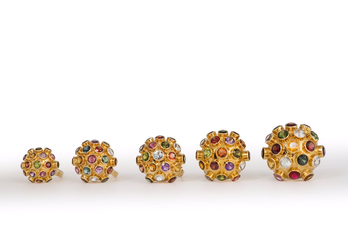 KnightsbridgeRo's tweet photo. Proud to present....H Stern Sputnik rings in all 5 sizes. Each with a different combination of stones. Each unique #1950sjewellery #18ctgold https://t.co/ja2jpP7bAm