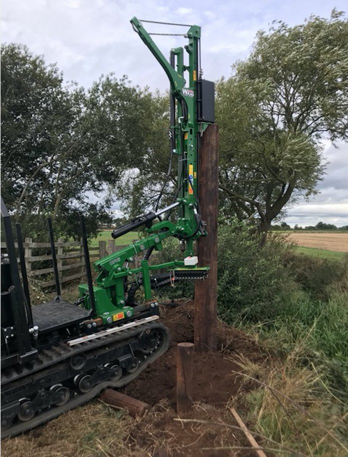 WragPostDrivers's tweet image. The WRAGTRACK OPUS showing its versatility! #WRAG #WRAGTRACK #postknocker #farming