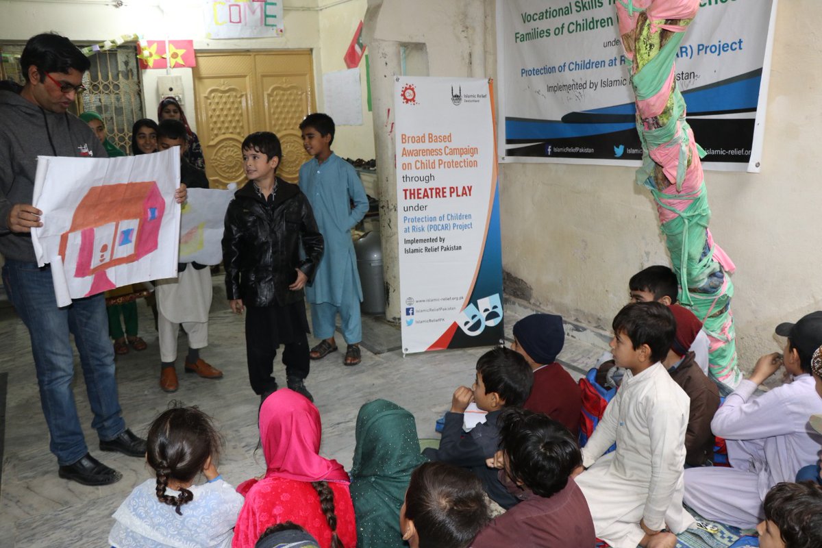 sohailahmed701's tweet photo. Theatre play performance on awareness of #ChildProtection in Pirvadai
#IslamicReliefPakistan #ProtectionOfChildrenAtRisk
@CharityWeek
@IslamicReliefDE
@Siddiqmsd https://t.co/xAewqBiz5Z
