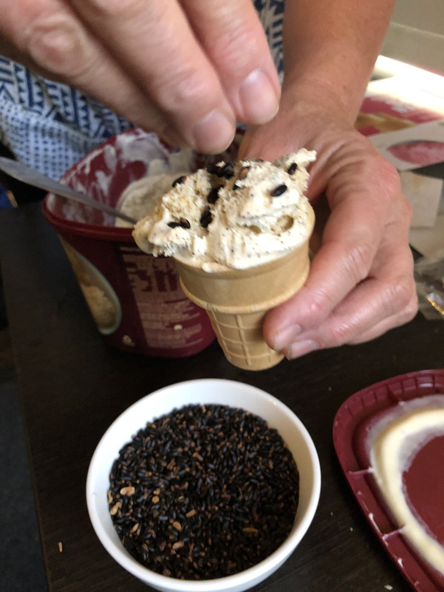GHCMAsoil's tweet photo. @basalttobay @AussieDexters @GHCMA @AusLandcare Wattle seed flavoured ice cream was delicious, so were the pancakes, muffins and filtered ‘coffee’. The honey and wattle seed Christmas liqueur was in a class of its own. https://t.co/I17WzDPali