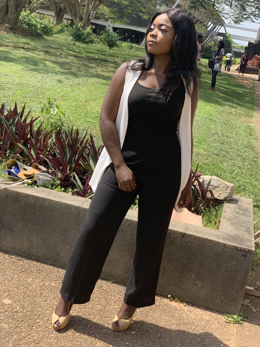 henitanOlus's tweet photo. Looking corporate
#ife_edu
#Oau_fyb
#fyb_week
#coperate_day
# https://t.co/O8YPVjM7Yi