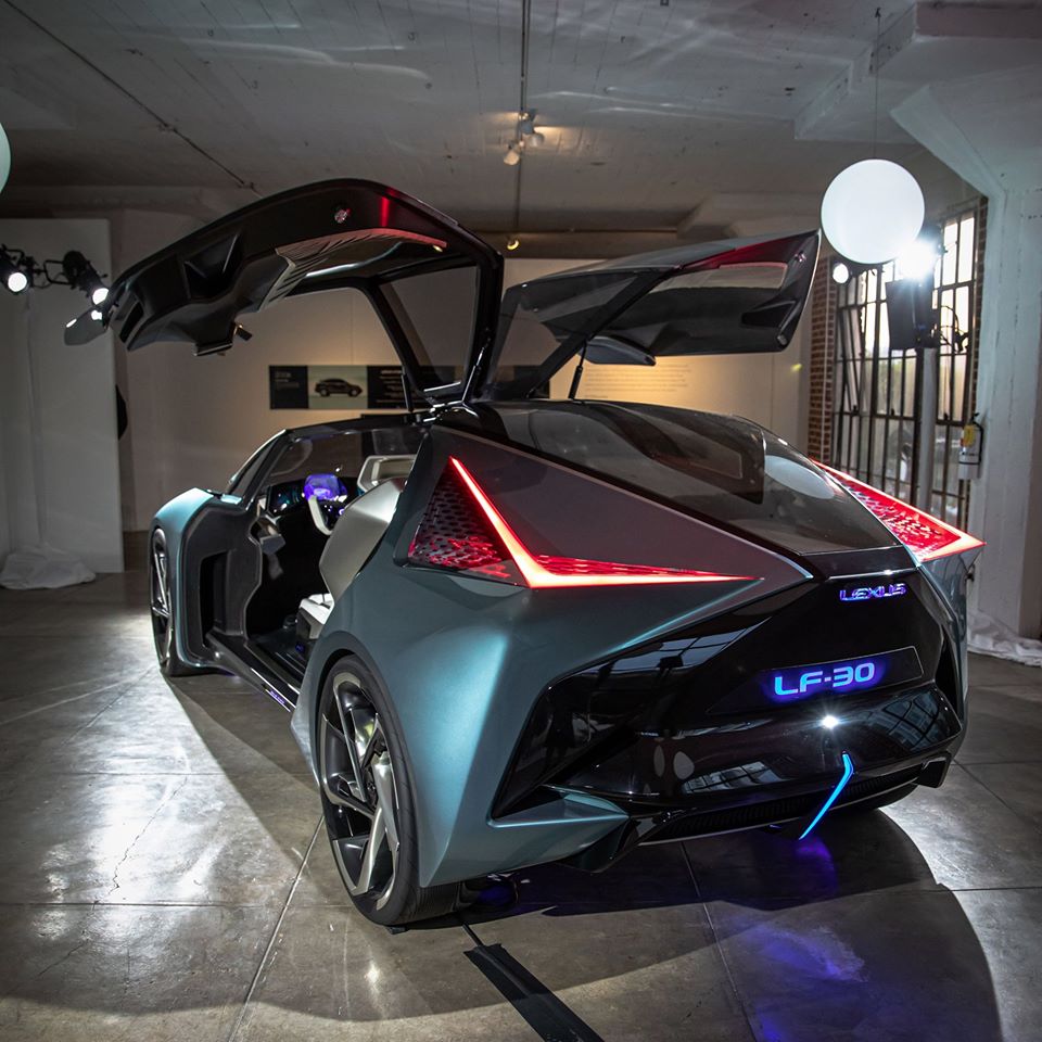LexusMurcia's tweet photo. Solo hace unas horas que el #LexusLF30 ha sido presentado en Los Angeles Auto Show. Pero, ¿sabes qué? Aún puede sentirse su electricidad. 

#LF30Electrified #LexusLCC #Laautoshow https://t.co/LoibSEGDEM