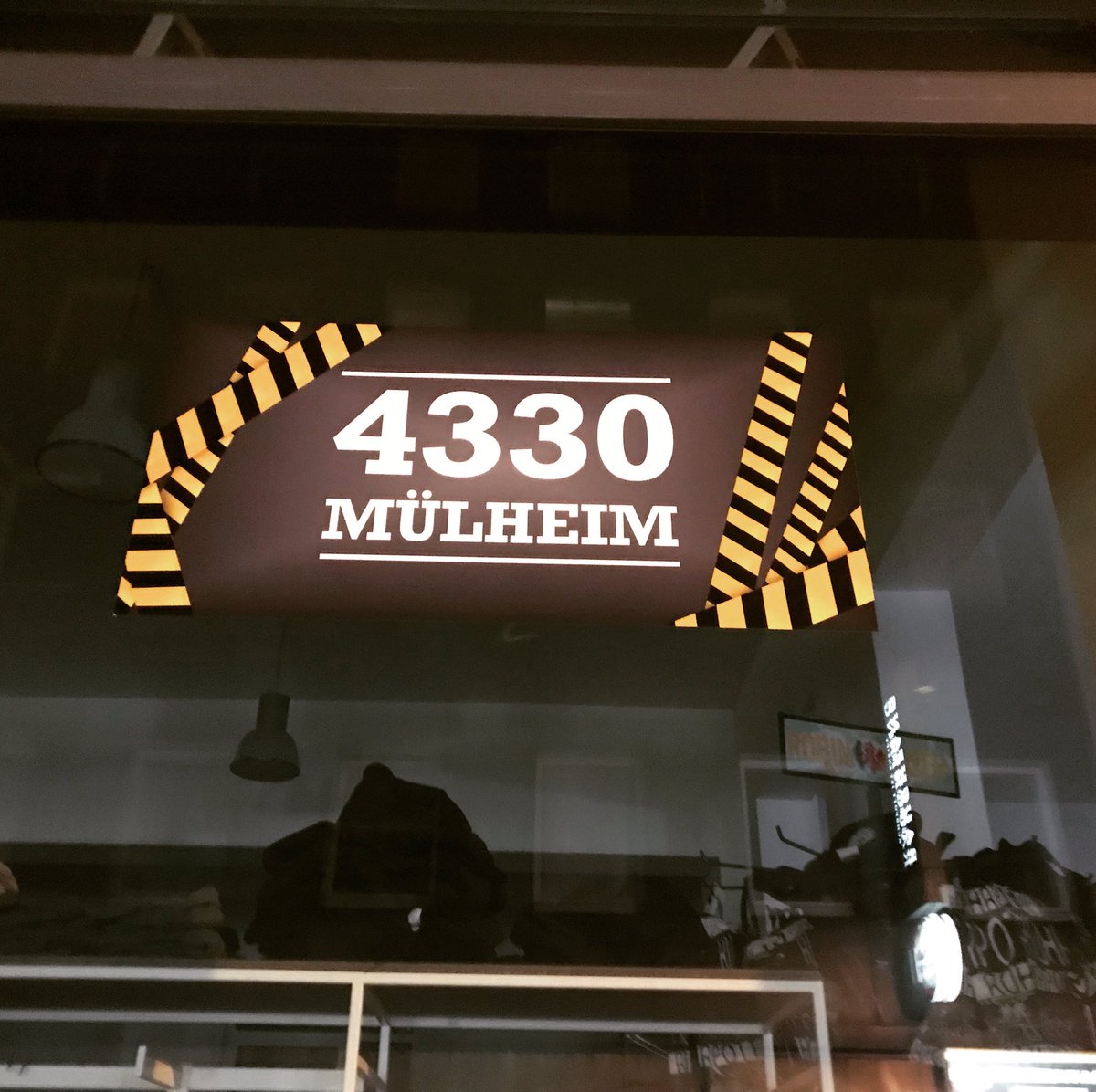Spannendes Konzept &amp; liebevolles Merchandising aus #Muelheim: Eröffnungstag im 4330-Store in der Wallstrasse 10-12 am Samstag,den 23.Nov2019! 4330mh.de
