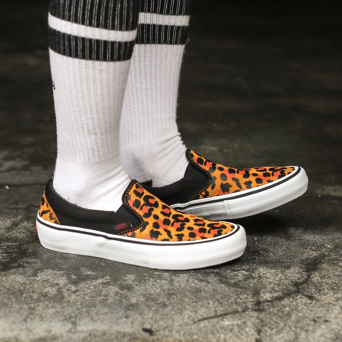 vans slip on pro punk
