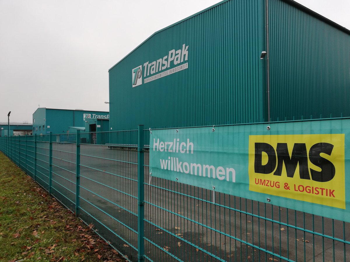 Die DMS zu Besuch bei TransPak 📦🚛
Seit über 20 Jahren pflegen die deutsche Möbelspedition und die TransPak AG eine enge Partnerschaft. Erstmals seit 2001 findet die jährliche Herbsttagung der DMS in Wetzlar statt - verbunden mit einem Besuch in unserer Zentrale in Solms