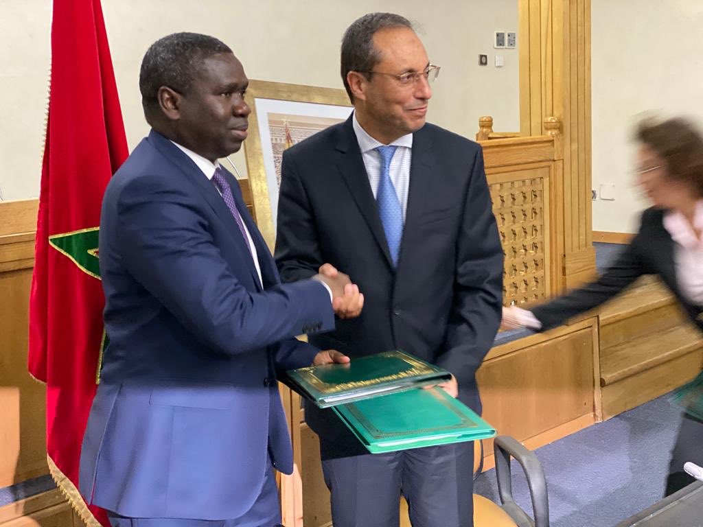 ehoyoum's tweet photo. La coopération riche, exemplaire et multiforme entre le Royaume du Maroc et la République du Sénégal vient d’ouvrir une nouvelle page portant sur la modernisation des systèmes de transport. Grand Merci au Ministre Amara pour son accueil et sa disponibilité. https://t.co/obbSNtKtXn