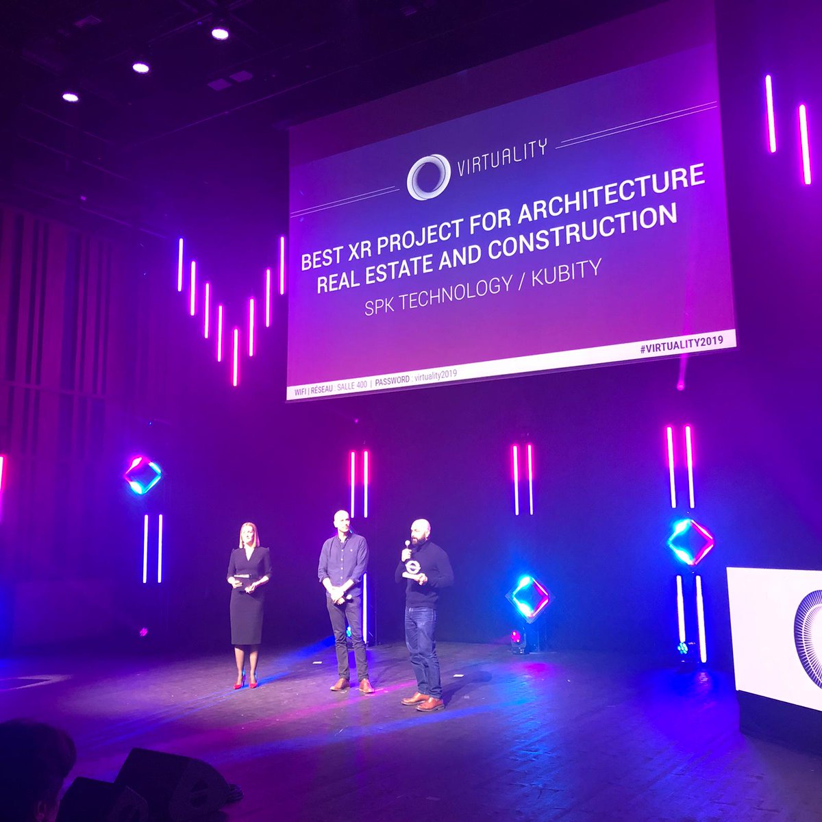 <a href="/LauraNordin75/">Laura Nordin</a> <a href="/airliquidegroup/">Air Liquide Group</a> <a href="/timescope/">Timescope</a> <a href="/EmilieGobin/">Emilie Gobin Mignot</a> @LePavillonXR <a href="/BODYSWAPS_VR/">Bodyswaps®</a> <a href="/LaurenceLeNy/">LaurenceLeNy</a> <a href="/Orange_France/">Orange France</a> <a href="/hypnovr/">HypnoVR</a> <a href="/BlackRhinoVR/">BlackRhinoVR</a> <a href="/msifrance/">MSI France</a> <a href="/TheMindOut/">MindOut</a> <a href="/InnerspaceVR/">InnerspaceVR</a> <a href="/ARTEfr/">ARTE</a> <a href="/ARTEpro/">ARTE pro</a> @ARTE_Interactif <a href="/Vertigo_Games/">Vertigo Games</a> <a href="/VivaTech/">VivaTech</a> <a href="/getminsar/">Minsar</a> <a href="/SorayaJaber/">Soraya Jaber 💜</a> @SUPERBIEN_Paris @culturespaces @AtelierLumieres @ILLUCITY_fr <a href="/moebiusvr/">Studio Moebius</a> [VIRTUALITY XR AWARDS] Meilleur projet pour l'architecture, l'immobilier et le BTP
 
Lauréat : SPK Technology - <a href="/kubity/">SPK Technology</a>

#Virtuality2019 #Storytelling #Interactive