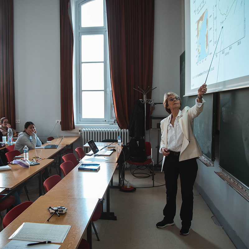 Mines_Paris's tweet photo. 🇪🇺🎉#AthensWeek : La semaine Athens continue !
🔹À paris, cours Deep learning for image analysis et cours
Regional oceanography
🔹À Sophia-Antipolis, cours "Polymer Processing" avec 7 étudiants de @TelecomParis_ , @ChimieParisTech et @KU_Leuven
@ParisTech_News https://t.co/AOeDOWC0Sn