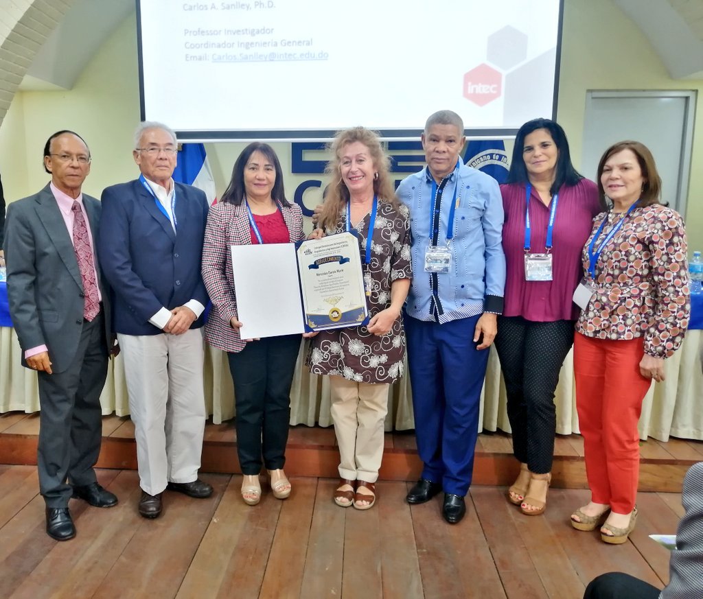 ONGDhmasd's tweet photo. Congreso @CodiaCentral. El convenio  #riolosbaos, como parte de la estrategia española de cooperación, estuvo presente en la conferencia “Cooperación Española en materia de agua en R. Dominicana”. Impartida por Mercedes García, responsable programas de Agua y Saneamiento @AECIDRD https://t.co/kah6DZpDOW