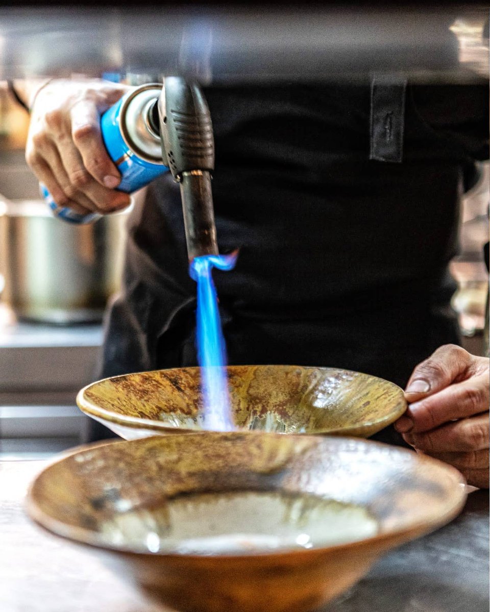 Hay que calentarse como se puede... 🔥🔥🔥
(foto @mislutier)
#acabeciñanonpara