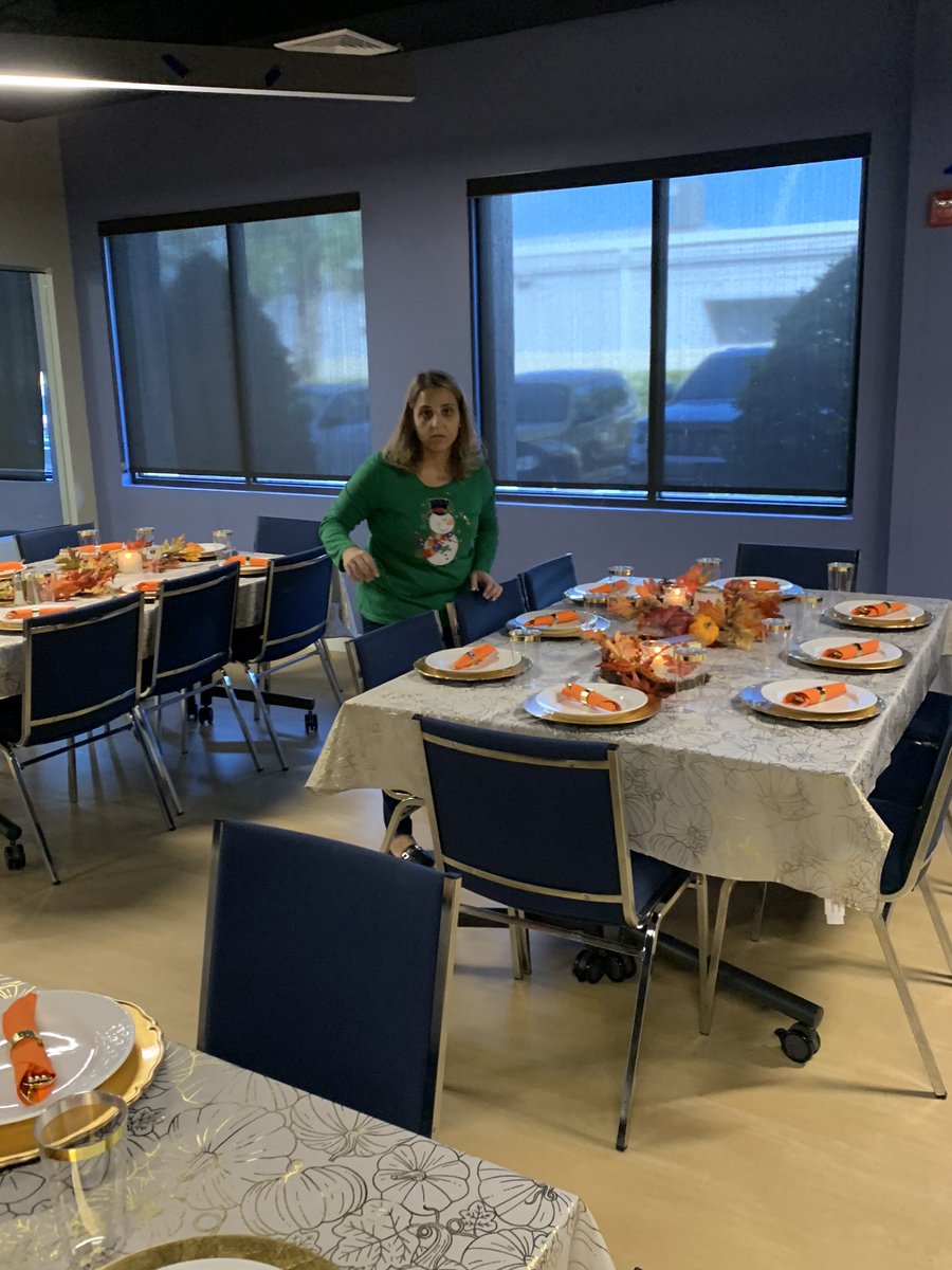 tarsha_farrow's tweet photo. Maintaining a positive work environment produces happy and efficient workers... First Annual New Business Thanksgiving Dinner. #wetakefunseriously #entertainmentbenefitsgroup https://t.co/jRy6ucHbP9