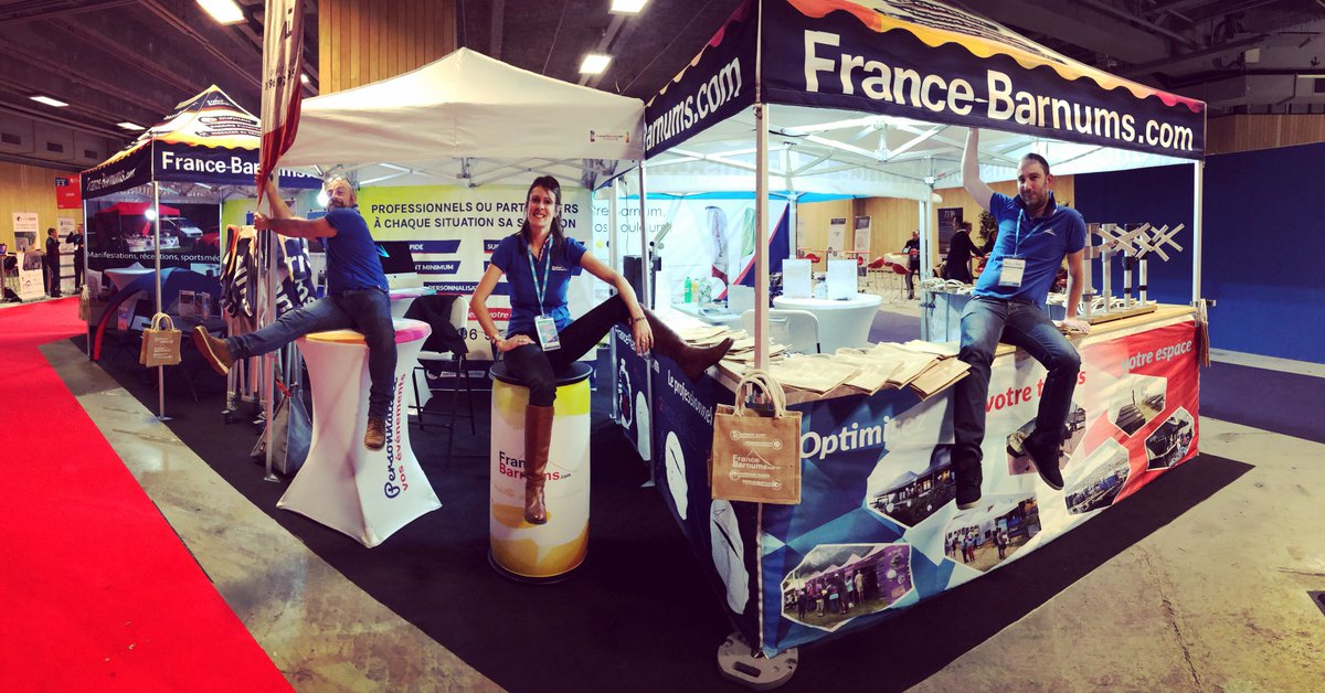 Le <a href="/salondesmaires/">Salon des Maires et des Collectivités</a>, c'est fini ! Un grand merci à tous ceux qui ont rendu visite à notre équipe de choc pendant ces trois jours d'exposition🙂
N'hésitez pas à visiter france-barnums.com et si vous avez des questions, nous sommes toujours disponibles pour vous renseigner.