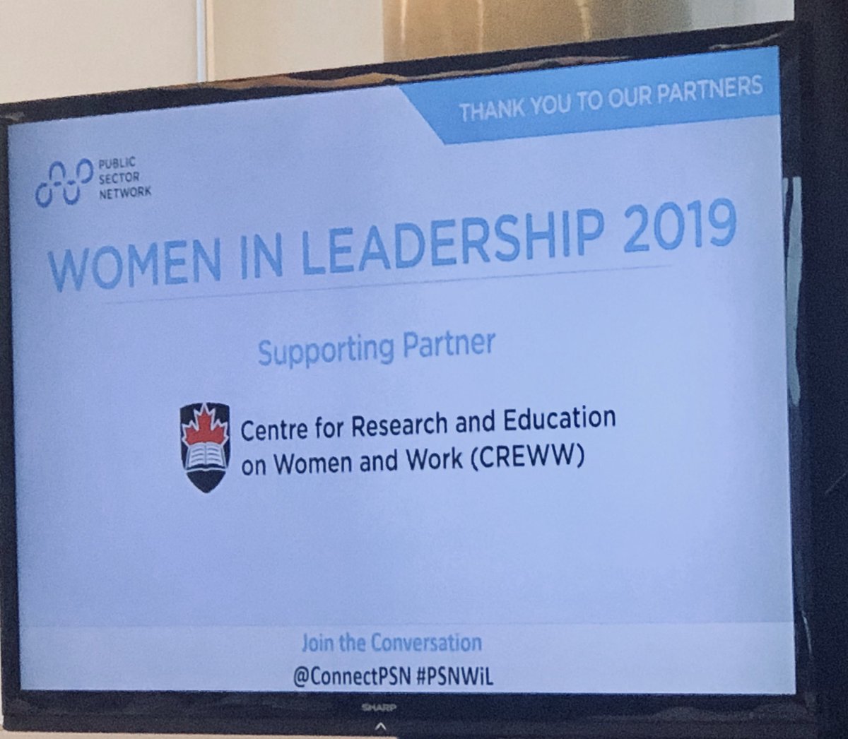 Angela Siegel tweet media