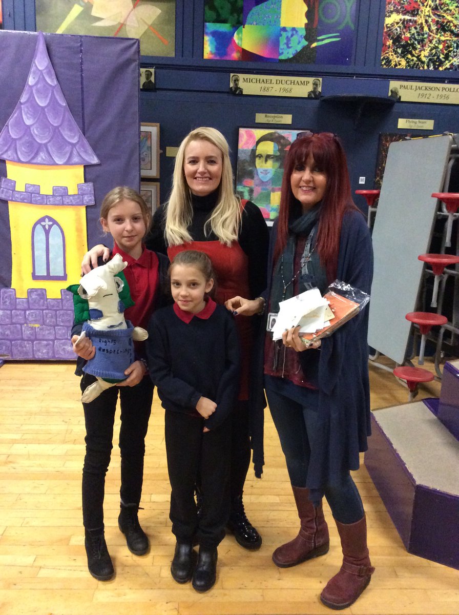 meadowlaneprm's tweet photo. Some of our I-Rights children had a lovely morning at @hafodprimary with children from other schools, sharing our fundraising journey so far! #Unicef #RRSA #RightsRespecting #Irights #Collaboration https://t.co/07AFI8tYHv