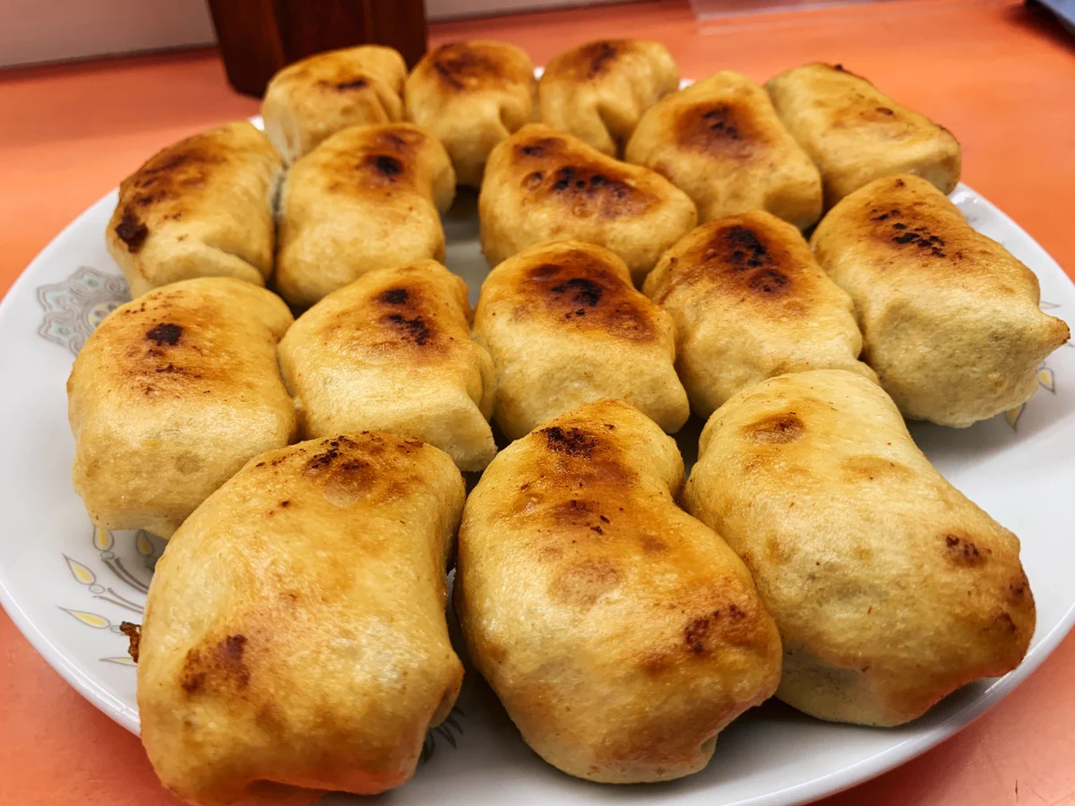 神奈川県相模原市の絶品グルメ！『ギョウザの萬金』