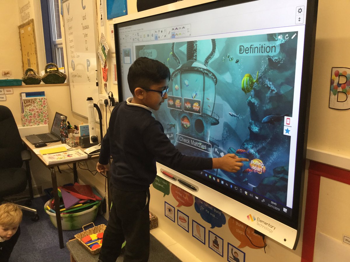 PindersPrimary's tweet photo. Year 1/2 have been defining in Cracking Comprehension today! We matched words from the text to their definitions. @SMART_Tech #SMARTCW #PPEnglish https://t.co/1EkYlx6z0x