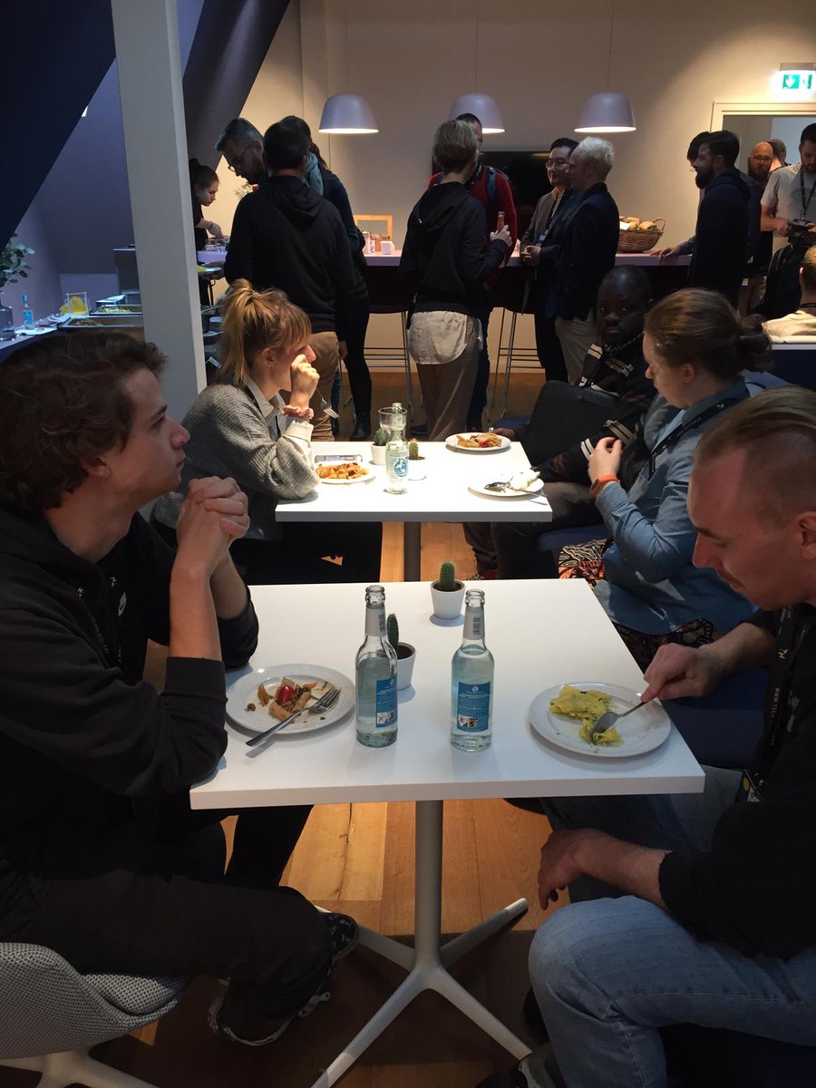 devcampIT's tweet image. Lunch Break @devcampIT