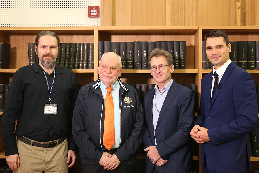 The second day of the 2019 Molecular Rotor Workshop we are proud to host at #IOCBPrague, with some of the best researchers in the field, including Josef Michl, <a href="/sirfrasersays/">Fraser Stoddart</a> or Ben Feringa: 

uochb.cz/en/event-calen… 
#MRW2019 #avcr