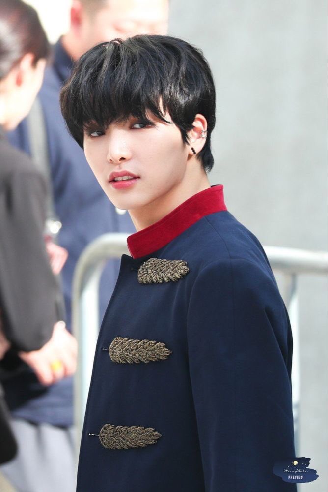 Prince Seoho       Prince Kihyun