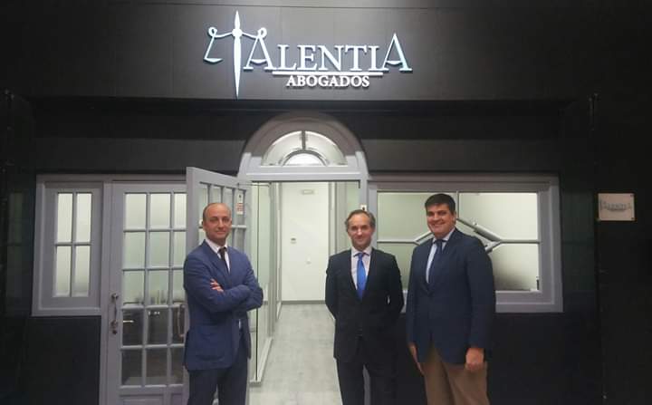 Talentia Abogados tweet media