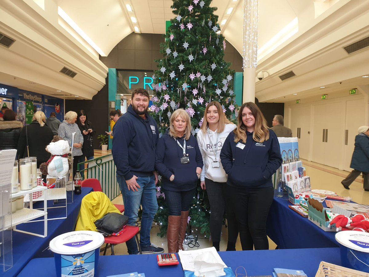stbenedicts1984's tweet photo. Great to see our Dedication Tree 'Corporate Friday' partners- @ResQCS manning the tree at @BridgesSund today!

We thank you so much for all of your help!

Apologies, the planned Tombola isn't available today... it will be there next week 👍

Thanks! 

#ResQ #DedicationTree https://t.co/6sXosQdA7k