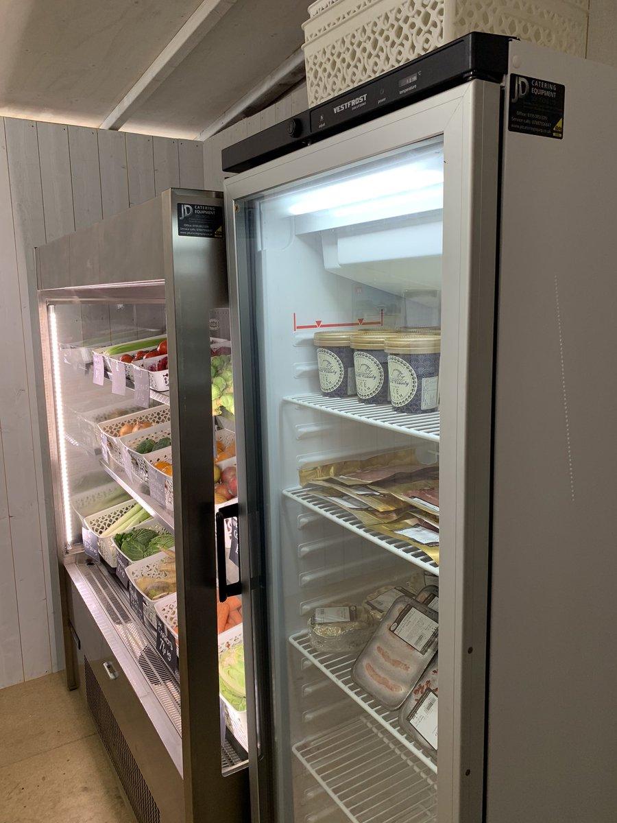JDcatequip's tweet image. Great seeing two units we supplied at a local garden centre in use #fosterrefrigeration #multideckdisplay #sterlingpro #freezer #distributor #norfolk #cateringsupplier