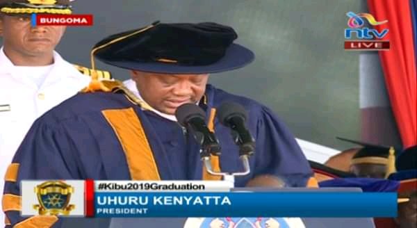 #KibuGraduation2019
'I hereby call upon us to challenge the status quo for a better tomorrow.'
#KibuGraduation2019 
@KibabiiUni 
@ntvkenya 
@nashonjuma002 
@MJMash_ 
@KeterSteves 
@1tommuema 
@KiprutoNorah 
@ItsAmmaru