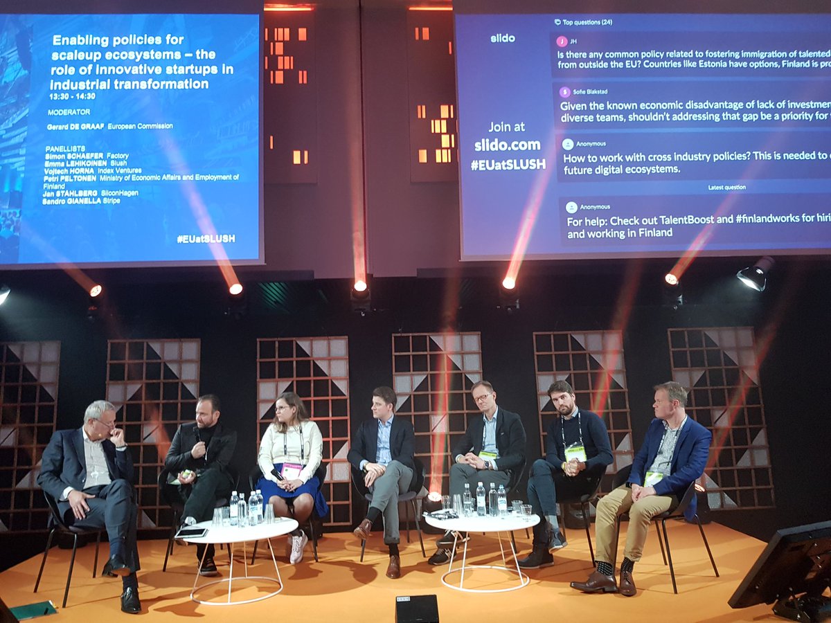 🇪🇺's "[digital single market] is a huge opportunity for startups" 

<a href="/SimonSchaefer/">Simon</a>, founder of Berlin-based <a href="/Factory/">Factory</a>, proposes a "test market" with 5 EU member states, then roll out best practices in whole 28-country bloc.

#Slush19 #DSM #digitalsinglemarket #startups <a href="/vojtech/">vojtech</a>