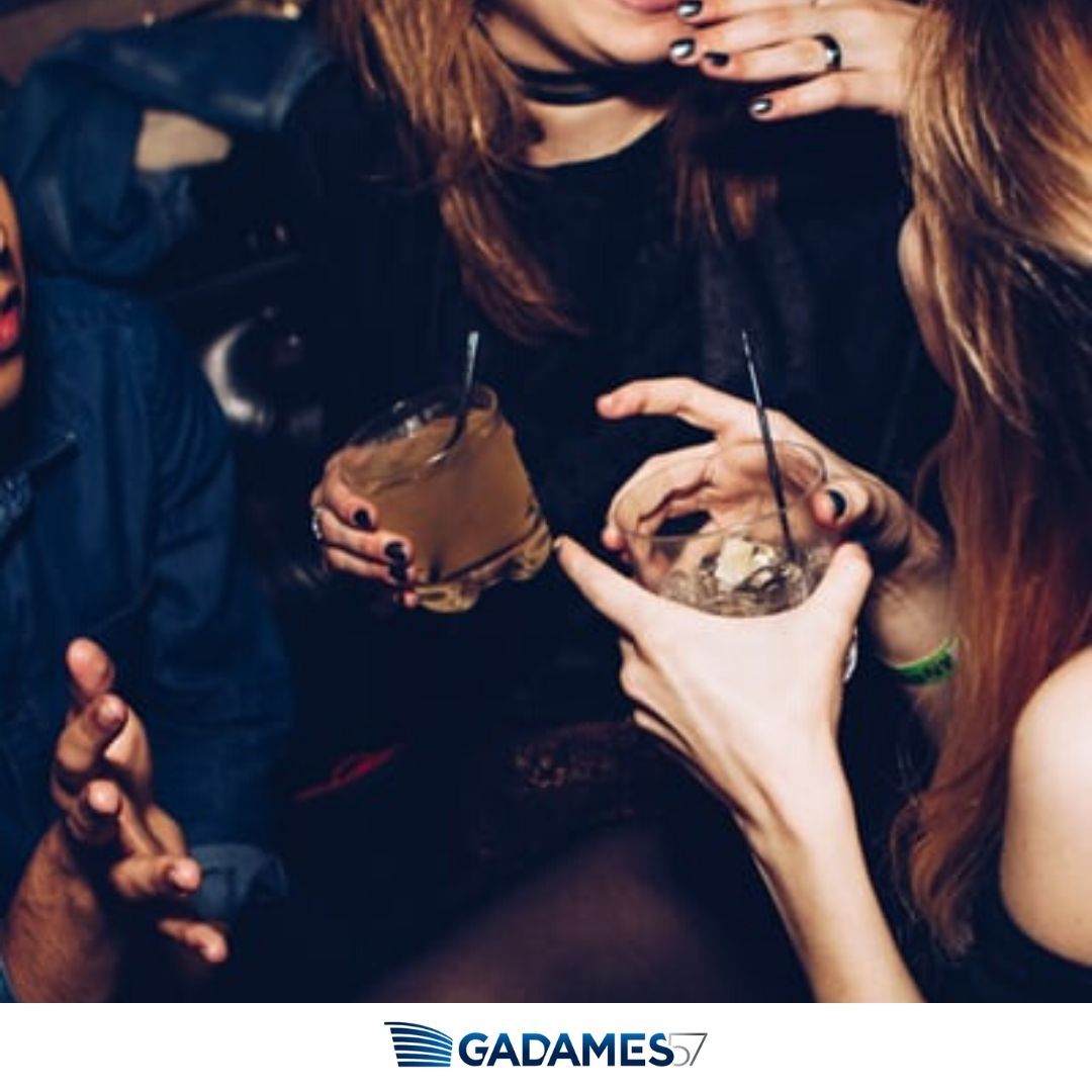 Gadames57's tweet photo. #Gadames57 / Qui potrai vivere i momenti speciali con le persone a cui tieni di più. Ti aiuteremo ad organizzare un party indimenticabile.
• #coolmilan #deejay #livemusic #fashion #fashionevent #locationeventi #location #party #partymilano #spaziomilano #partycool #food #music https://t.co/Yr13T7Gws5