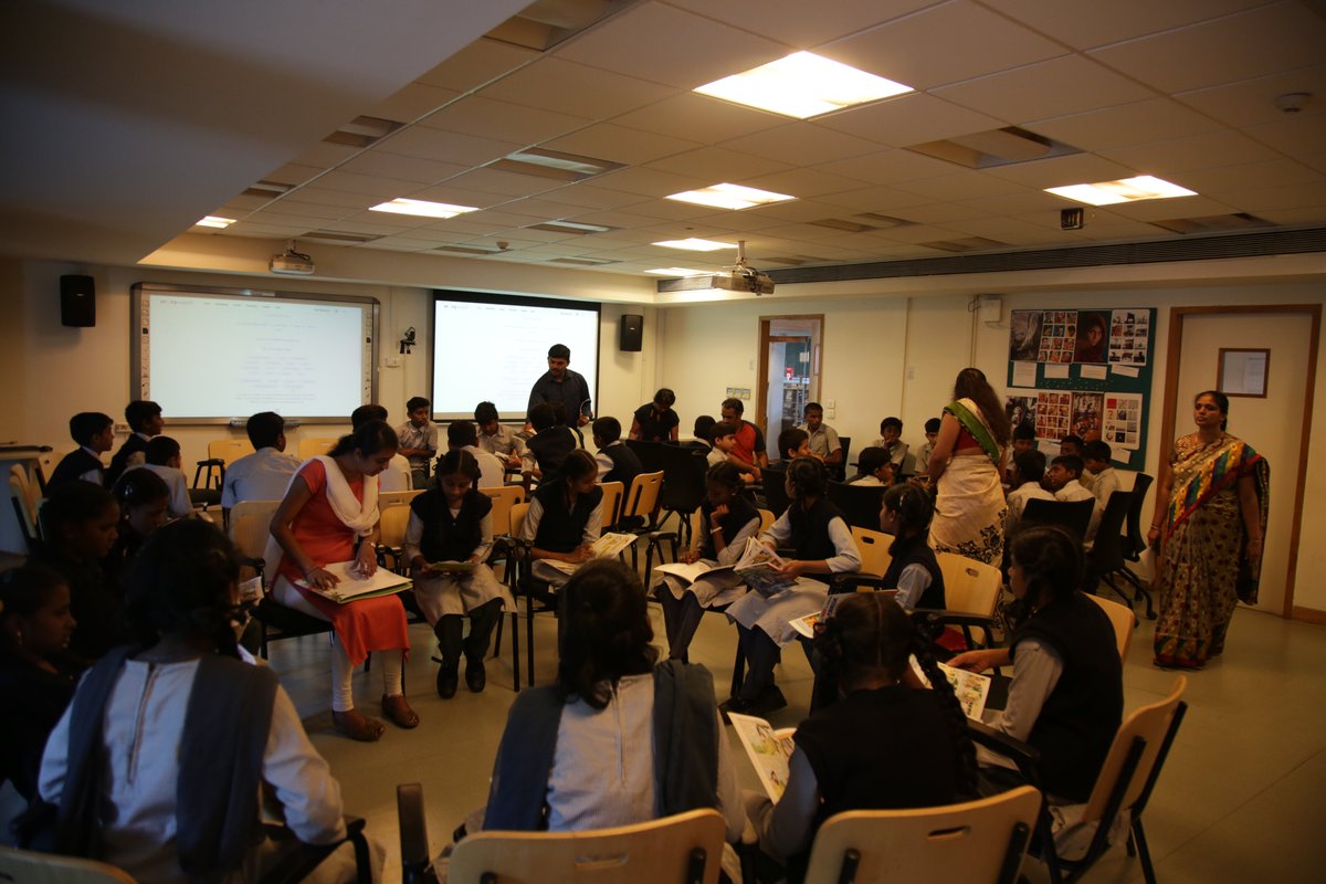 iihsin's tweet image. As part of the #IIHSLibrary school outreach programme, the library team invited 8 &amp;amp; 9 grade students from BBMP Primary &amp;amp; High School in Malleswaram. The purpose of the outreach programme was to encourage them to read &amp;amp; to let them know that there is a public library in the area.