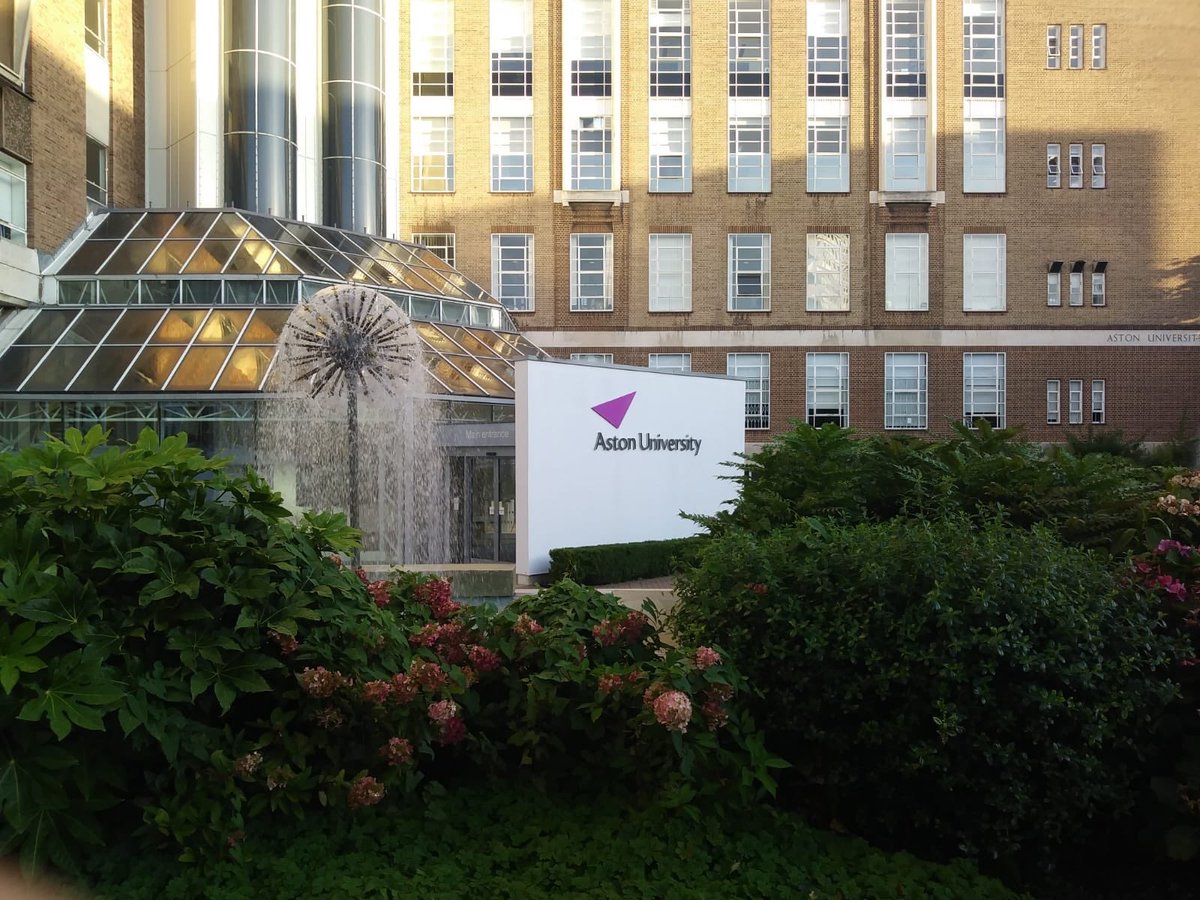 👩‍🎓 We have 2 registration areas for the Open Day, make sure to go to the right one: Looking for Undergrad courses? Head to the Main Building or SU! Exploring Postgrad options? Walk over to Aston Business School for your registration #TeamAston