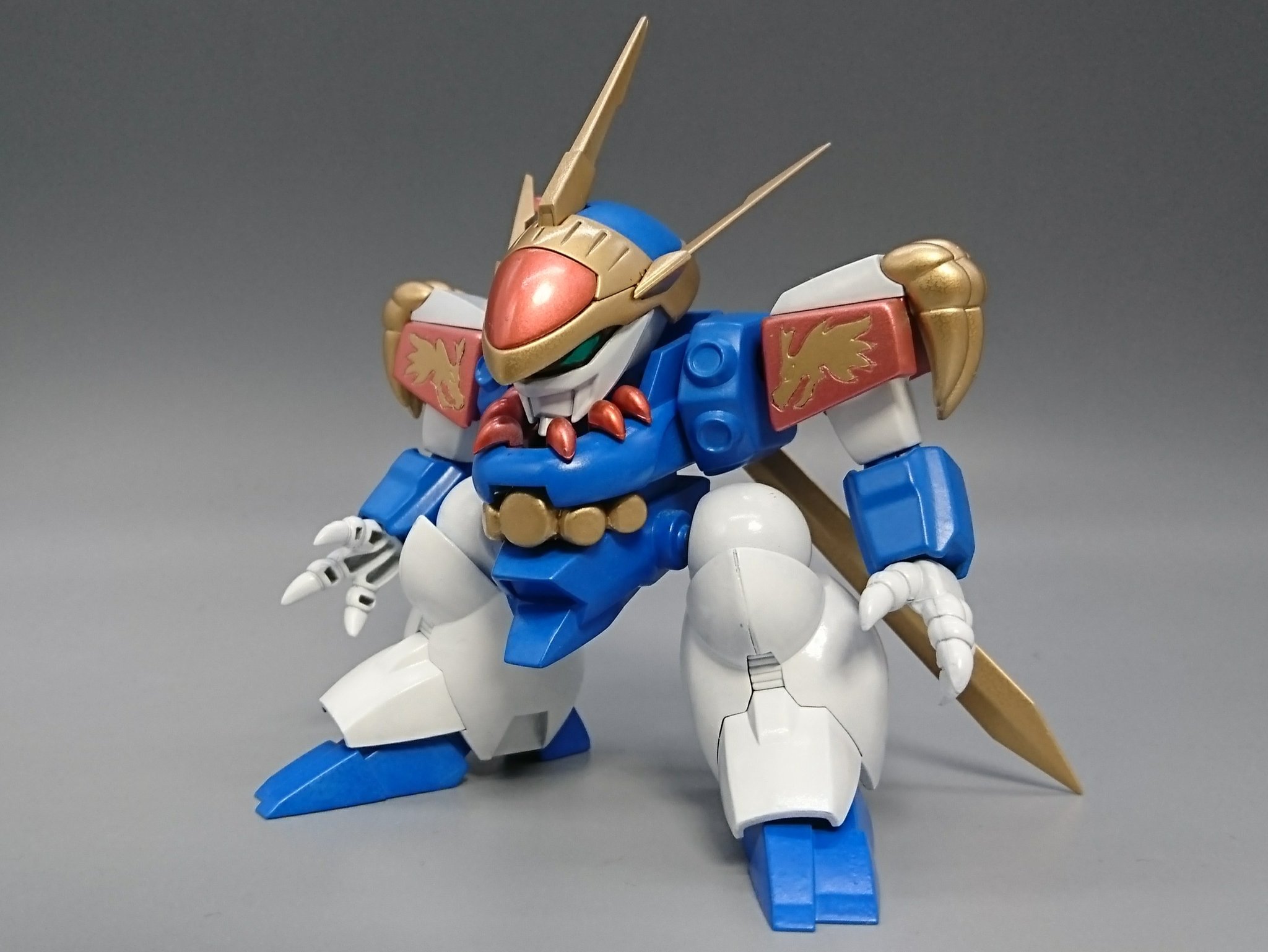 しもん あとガンダムマーカーニューホワイトには感動しました この龍神丸はグレーサフの上から塗装していますが 二の腕の合わせ目の上からそのままホワイトを吹いてみたら綺麗に消えました しかしやはり広い面には向かないこともあり 差し色向けですね 指定