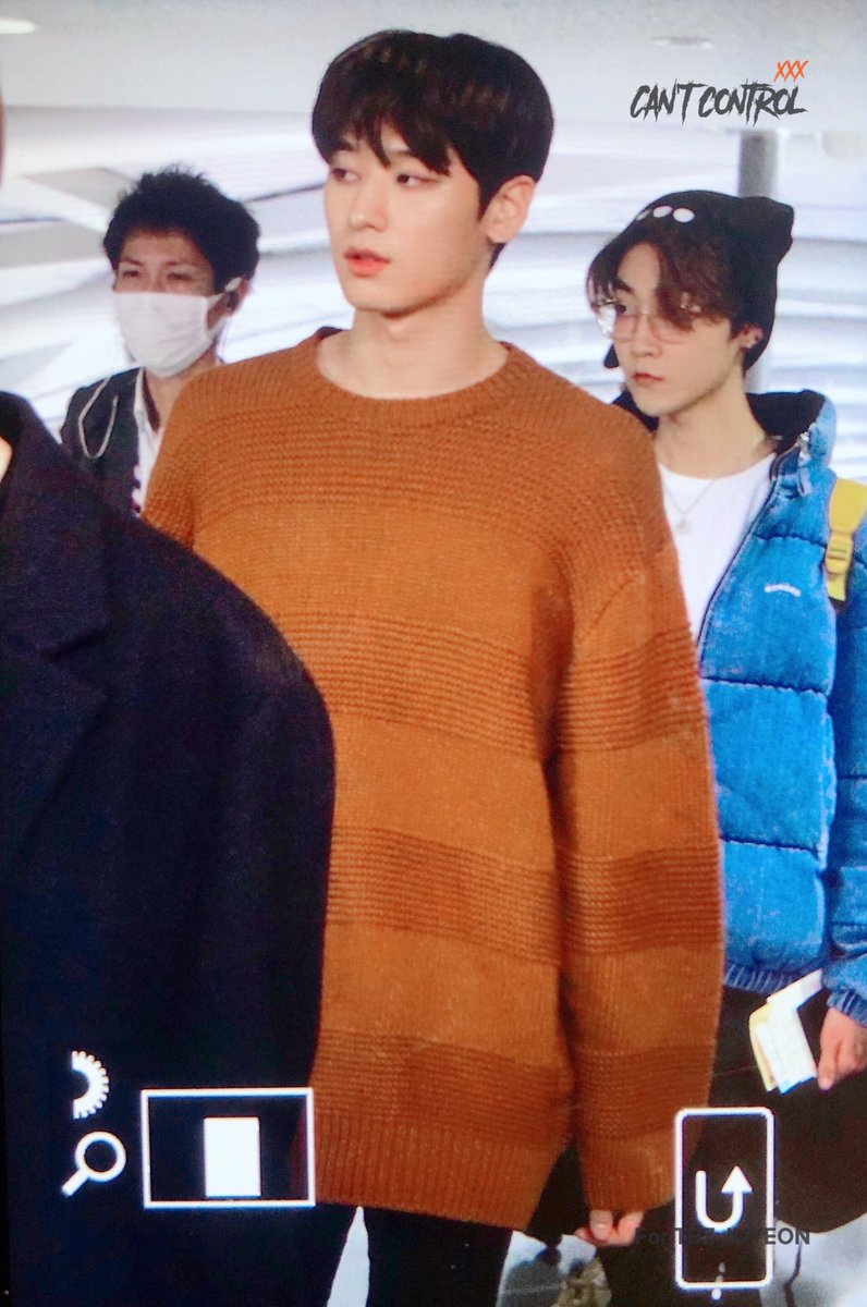 cantcontroljy's tweet image. 191122 니트 장난아냐😢 #THEBOYZ #더보이즈 #주연 #JUYEON #통제불능