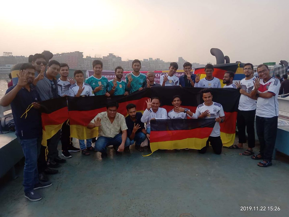 GermanyFansGro1's tweet photo. সবশেষে ঢাকা বিভাগের মধ্য দিয়ে শেষ হলো বিভাগীয় আঞ্চলিক গেট টুগেদার ২০১৯। 

https://t.co/xZBITgRZVP? https://t.co/3FRCP7CoFK