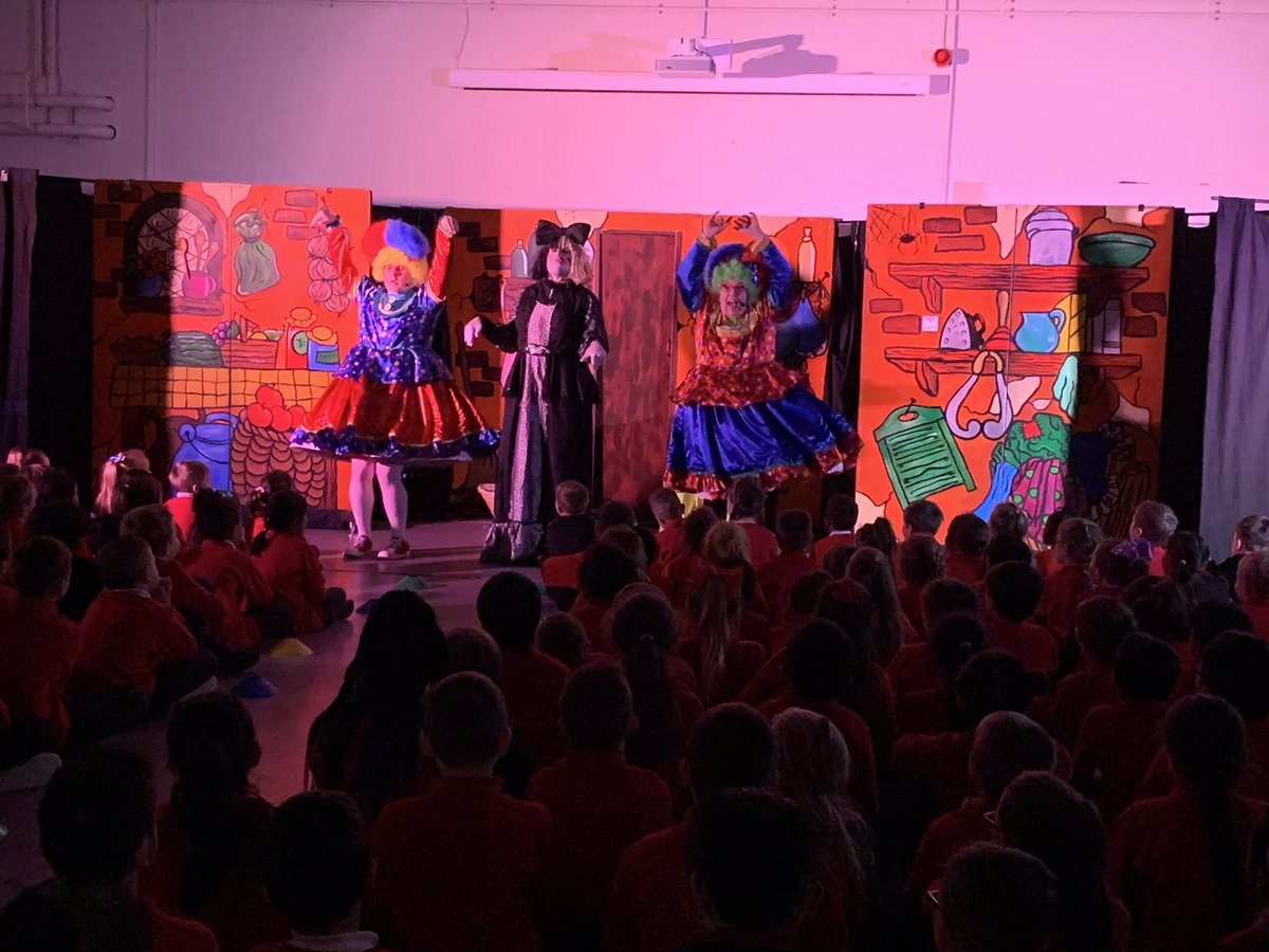 The whole school enjoyed the singing and dancing from our Cinderella Pantomine this morning #laughingtogether #memories