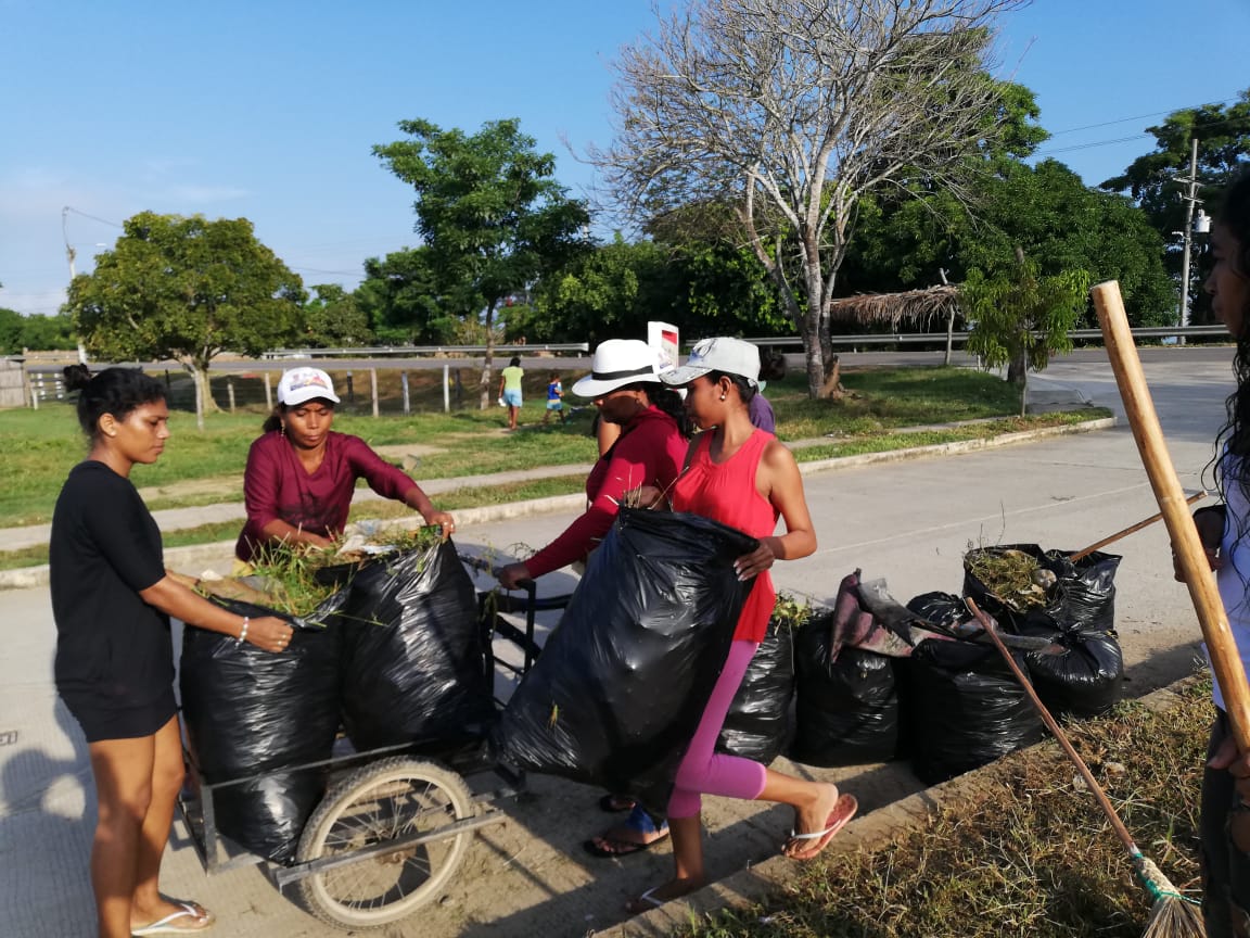 psocialmag's tweet photo. Acompañamos #Villa Mompox  con @fondoadaptacion para la organización familiar y comunitaria, semillas de apropiación. https://t.co/vuvE6WyxdL