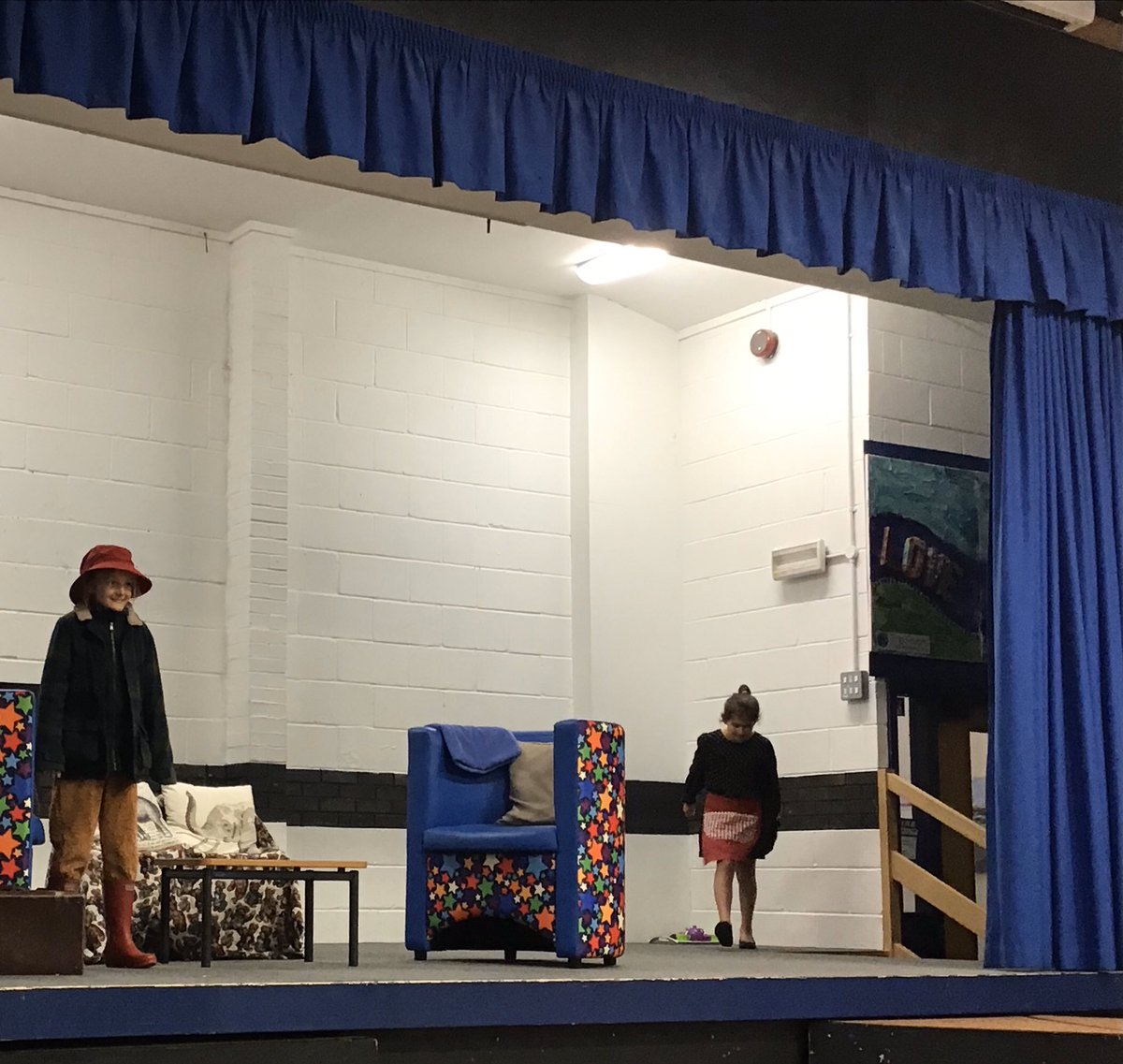 ClementSchool's tweet photo. There are learning assemblies, and then there are St Clement’s learning assemblies! #qualitytext #ownthestage #englishismorethanjustwriting #smashingit 💙💛😍 https://t.co/Ij0cKjFesW