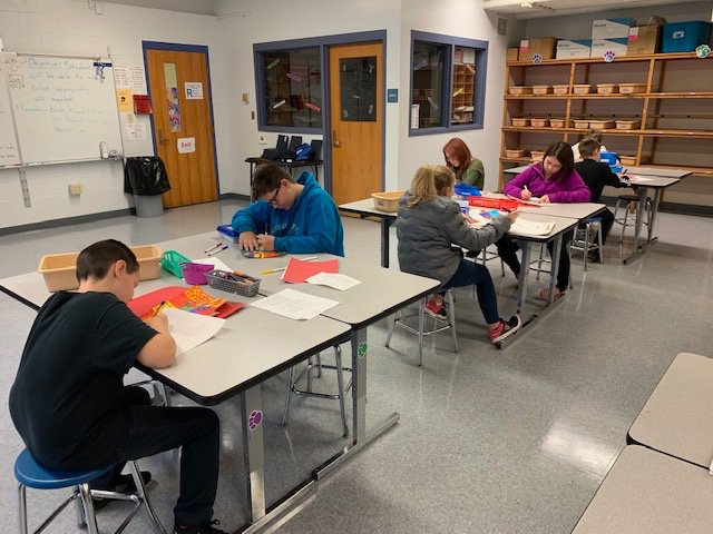 GCSCArtTeach's tweet photo. Love seeing all heads down and students so engaged in their work!!!
#GIS4success https://t.co/UJ9cQFFL7g